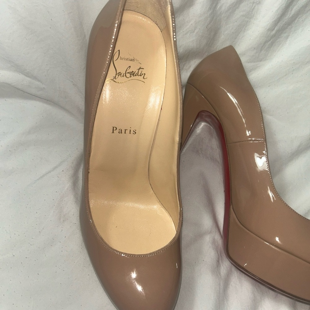 Christian louboutin shoes - Picture 3 of 6